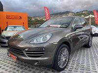 Usado Porsche Cayenne 240 HP (176 kW) 2011 Cinza SUV