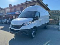 Usado Iveco Daily 156 HP (114 kW) 2023 Branco Sedan