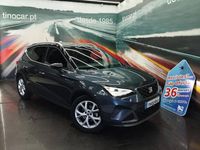 Usado Seat Arona 110 HP (80 kW) 2023 Cinzento SUV