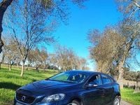Usado Volvo V40 110 HP (80 kW) 2014 Sedan