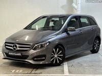 Usado Mercedes B180 Urban 109 HP (80 kW) 2017 Cinza Monovolume