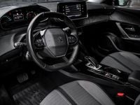 Usado Peugeot e-2008 Allure 100 kW (136 HP) 2022 Azul SUV