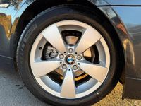 Usado BMW 520 Performance 163 HP (119 kW) 2006 Preto Carrinha