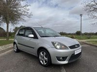 Usado Ford Fiesta 75 HP (55 kW) 2008 Sedan