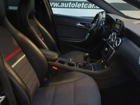 Usado Mercedes A160 90 HP (66 kW) 2014 Preto