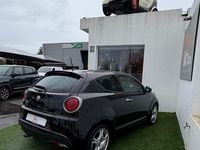 Usado Alfa Romeo MiTo Distinctive 85 HP (62 kW) 2015 Preto Citadino
