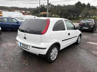 Usado Opel Corsa 70 HP (51 kW) 2004 Branco Citadino
