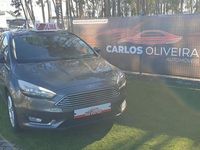 Usado Ford Focus Titanium 125 HP (91 kW) 2015 Cinza escuro Sedan