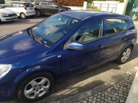 Usado Opel Astra 90 HP (66 kW) 2008 Sedan