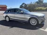 Usado Mercedes C300 231 HP (169 kW) 2015 Cinza escuro Carrinha