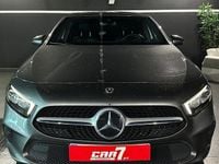Usado Mercedes A180 Advanced 136 HP (100 kW) 2021 Cinza Sedan