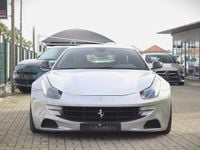 Usado Ferrari FF 660 HP (485 kW) 2013 Cinza Carrinha