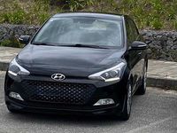 Usado Hyundai i20 75 HP (55 kW) 2015 Sedan