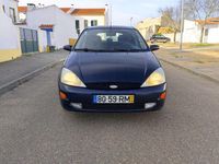 Usado Ford Focus 90 HP (66 kW) 2001 Sedan