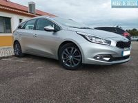 Usado Kia Ceed Sportswagon EX 90 HP (66 kW) 2014 Cinza prata Carrinha