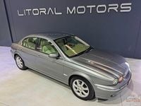 Usado Jaguar X-type Executive 130 HP (95 kW) 2004 Cinza Sedan