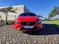 Usado Volvo V40 152 HP (111 kW) 2016 Vermelho Carrinha