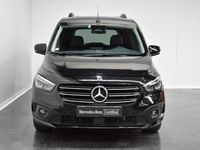 Usado Mercedes T180 116 HP (85 kW) 2022 Preto Monovolume