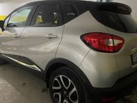 Usado Renault Captur 110 HP (80 kW) 2017 Cinzento SUV