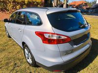 Usado Ford Focus 125 HP (91 kW) 2014 Sedan