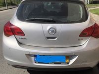 usado Opel Astra 1.7cdti 125cv COSMO