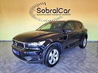 Usado Volvo XC40 Momentum 150 HP (110 kW) 2018 Preto SUV