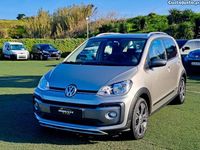 Usado VW up! 75 HP (55 kW) 2018 Cinza Citadino