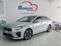 Usado Kia Ceed Sportswagon 141 HP (103 kW) 2021 Cinzento Carrinha