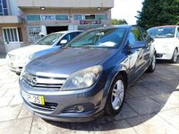 Usado Opel Astra GTC 90 HP (66 kW) 2006 Cinzento