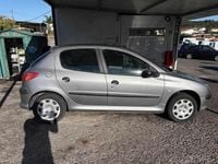 Usado Peugeot 206 68 HP (50 kW) 2005 Cinzento