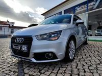 Usado Audi A1 105 HP (77 kW) 2010 Cinza prata Citadino