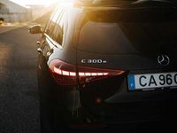 Usado Mercedes C300 320 HP (235 kW) 2021 Preto