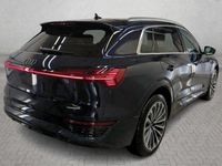 Usado Audi Q8 e-tron S-Line 250 kW (340 HP) 2023 Azul SUV