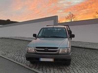 Usado Toyota HiLux 88 HP (64 kW) 2002 Cinzento Pickup