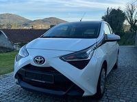 usado Toyota Aygo 1.0 X-Play-10584KM e 2 anos Garantia