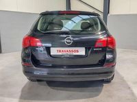 Usado Opel Astra Enjoy 95 HP (69 kW) 2012 Preto Carrinha