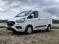 Usado Ford Transit Limited 130 HP (95 kW) 2018 Branco