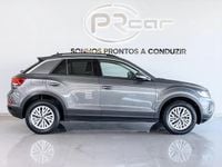 Usado VW T-Roc Life 110 HP (80 kW) 2024 Cinzento metalizado SUV