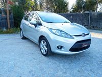 Usado Ford Fiesta Trend 60 HP (44 kW) 2009 Cinza Citadino