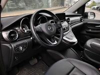 Usado Mercedes V250 Avantgarde 190 HP (139 kW) 2024 Preto obsidian Monovolume