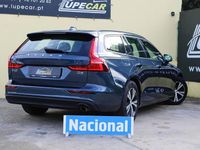 Usado Volvo V60 150 HP (110 kW) 2019 Azul Carrinha
