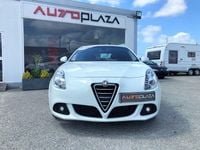Usado Alfa Romeo Giulietta Exclusive 105 HP (77 kW) 2012 Branco