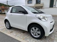Usado Toyota iQ 68 HP (50 kW) 2009 Branco Citadino