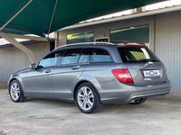 usado Mercedes C220 CDi Avantgarde BE Aut.