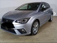 Usado Seat Ibiza 95 HP (69 kW) 2022 Cinzento Citadino