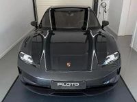 Usado Porsche Taycan 300 kW (408 HP) 2024 Cinza escuro Sedan