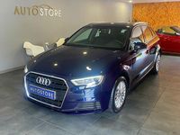 Usado Audi A3 Design 116 HP (85 kW) 2017 Azul Carrinha