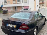 Usado Mercedes C220 140 HP (102 kW) 2003 Sedan