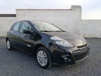Usado Renault Clio IV 75 HP (55 kW) 2012 Sedan