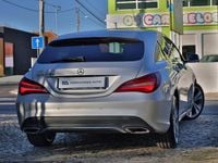Usado Mercedes CLA180 Shooting Brake Urban 109 HP (80 kW) 2016 Cinza Carrinha